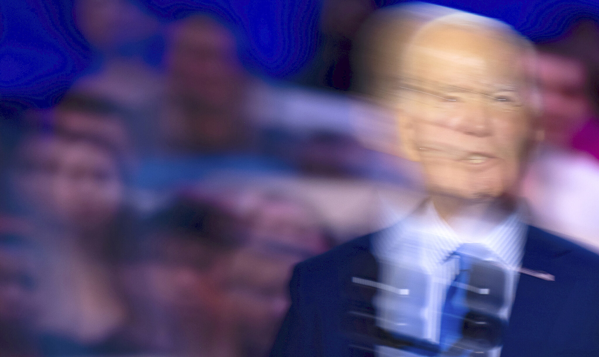 Waarom Democraten zich schoorvoetend achter Biden scharen